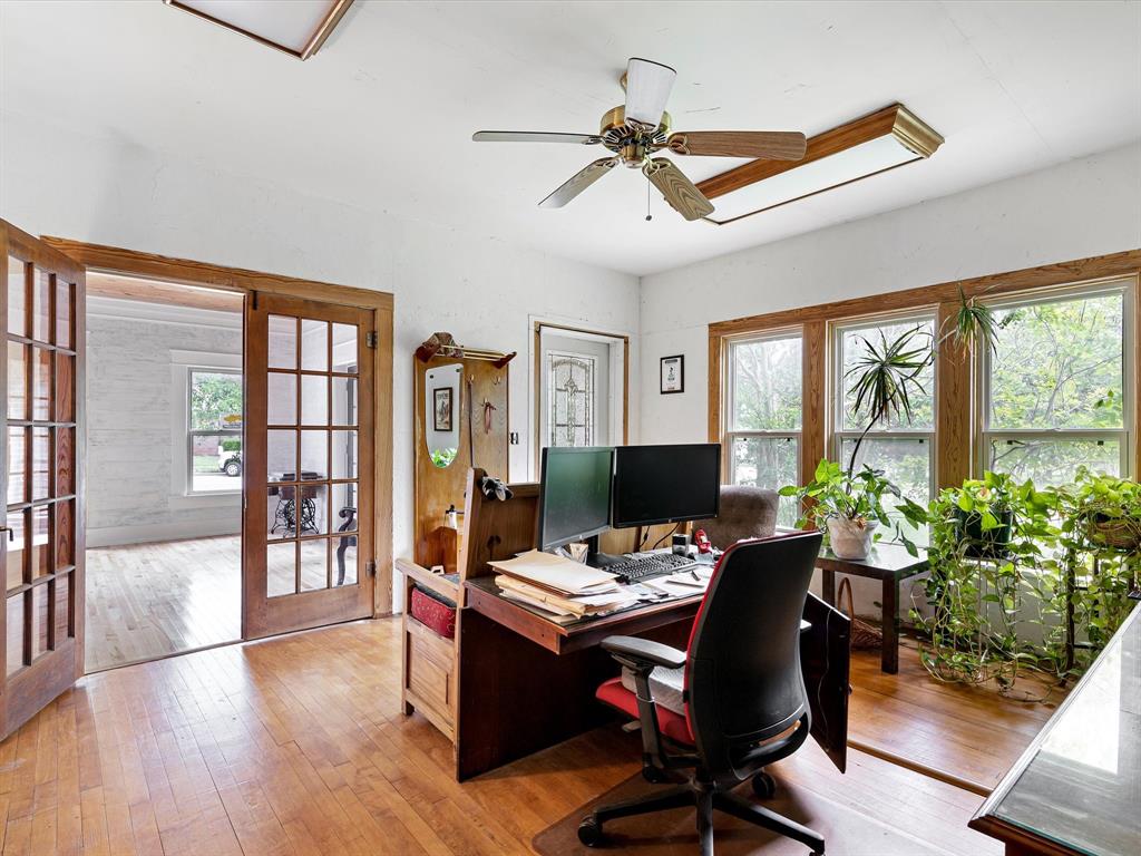 Cowan - Commercial Sale