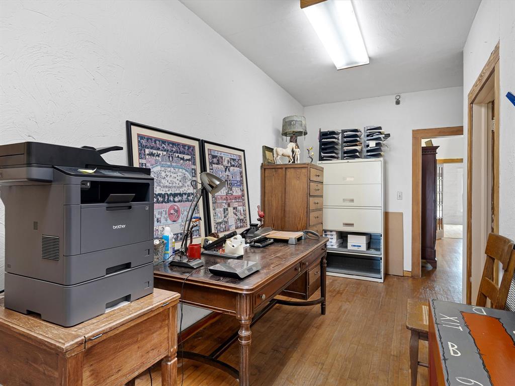 Cowan - Commercial Sale