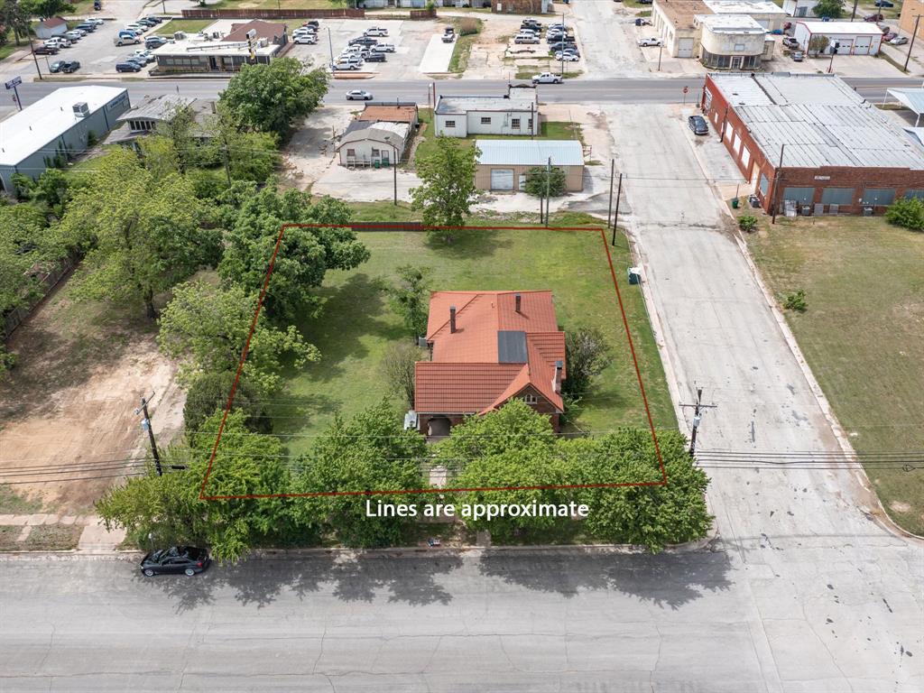 200 E Tarrant Street