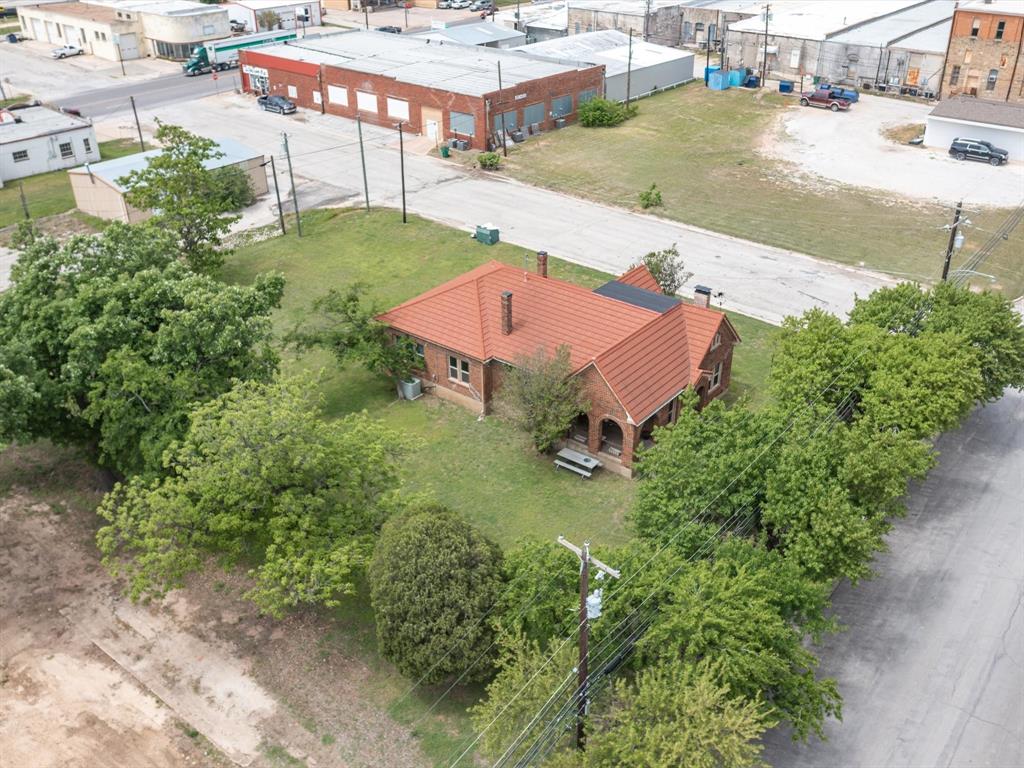 Cowan - Commercial Sale