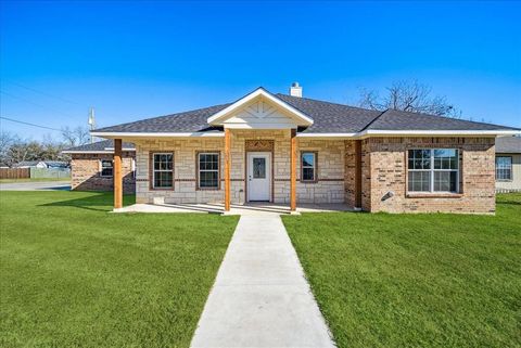 1601 Harper Street Kaufman TX 75142