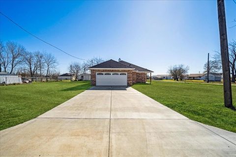 A home in Kaufman