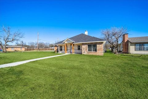 A home in Kaufman