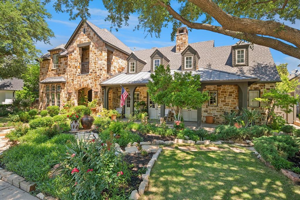 5332 Longvue Drive