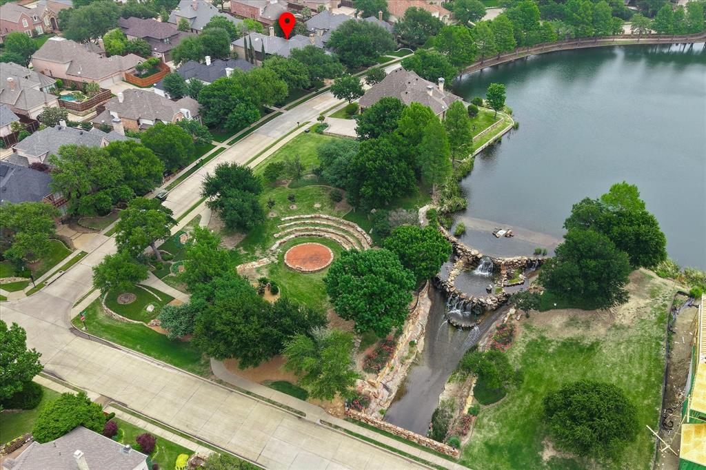 The Lakes On Legacy Drive Ph 2 The - Residential