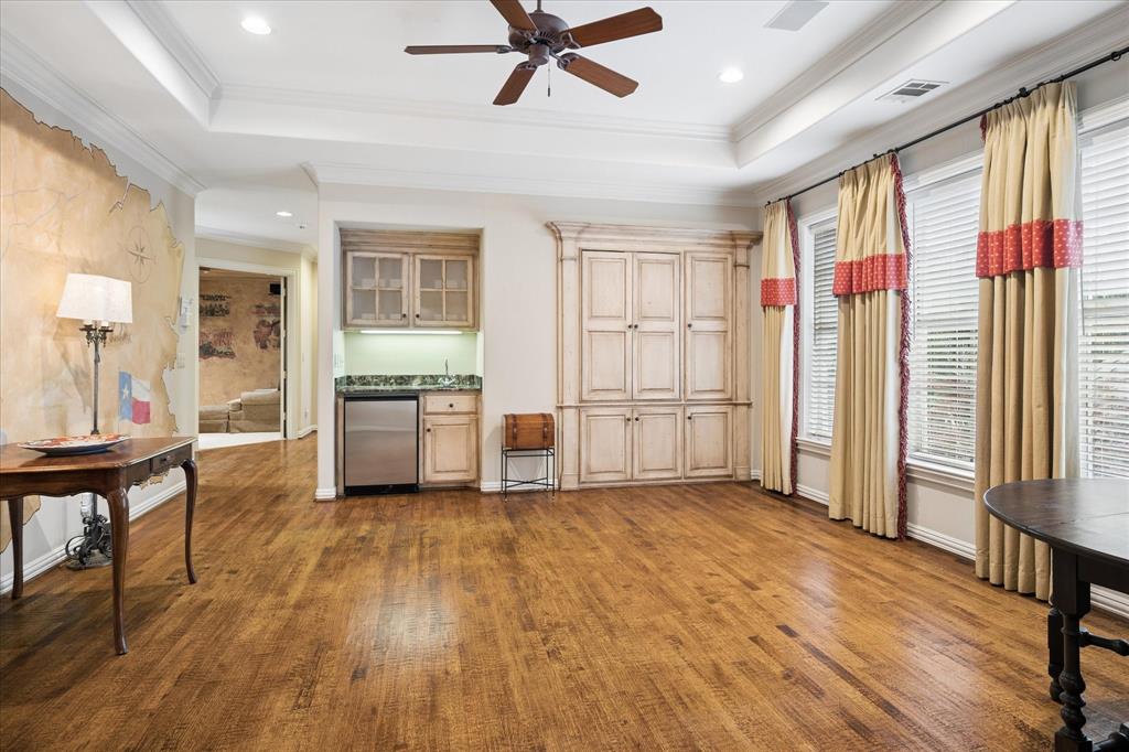 The Lakes On Legacy Drive Ph 2 The - Residential