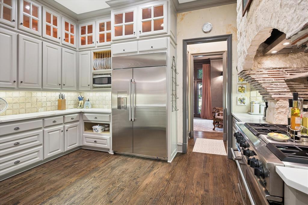The Lakes On Legacy Drive Ph 2 The - Residential