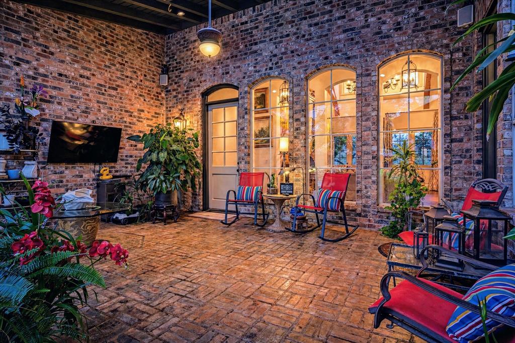 The Lakes On Legacy Drive Ph 2 The - Residential
