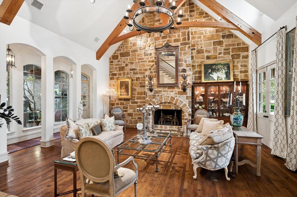 The Lakes On Legacy Drive Ph 2 The - Residential