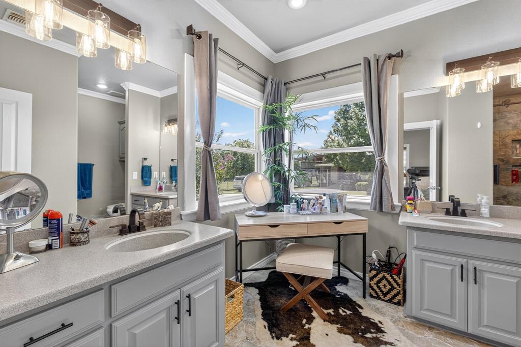 CENTER HILL ADDN - Residential