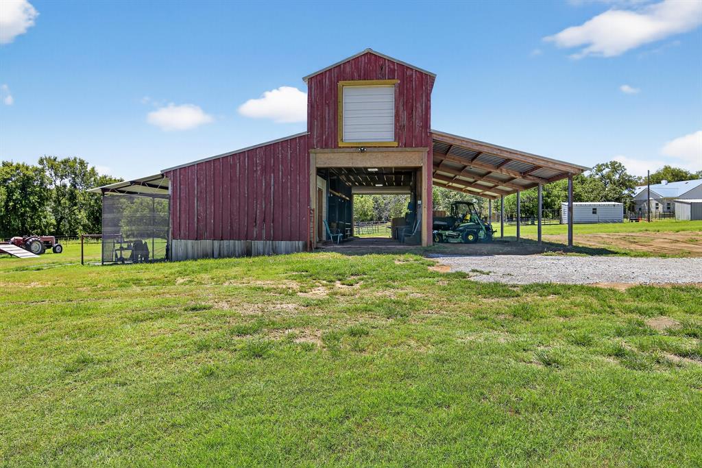 CENTER HILL ADDN - Residential