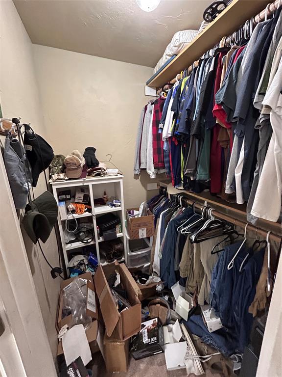 OVERLOOK SUBD #1 TR 36 5.061 AC - Residential