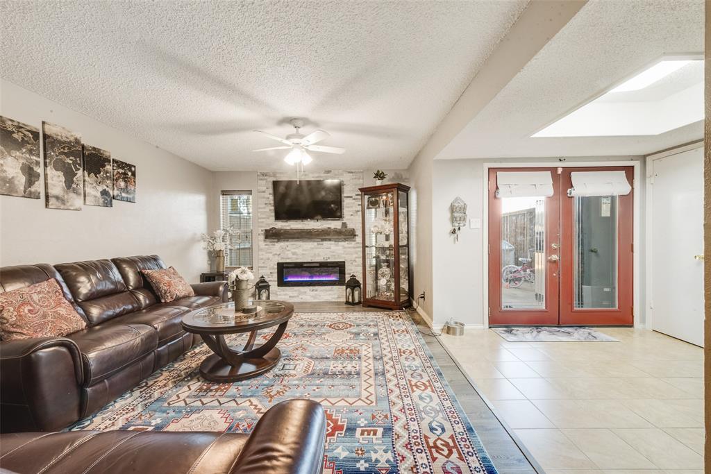 Woodhaven Twnhse Rev - Residential