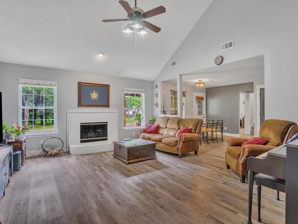 Meadow Ridge Estate - Residential