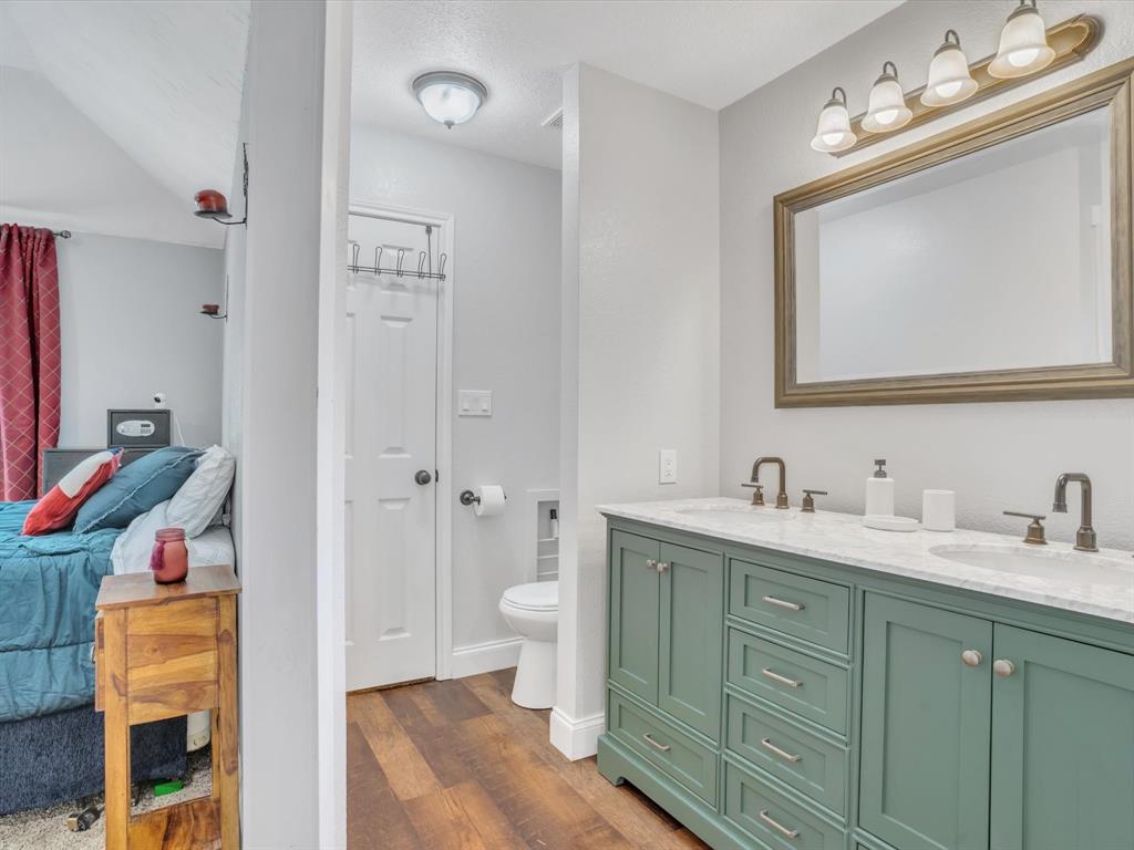 Meadow Ridge Estate - Residential