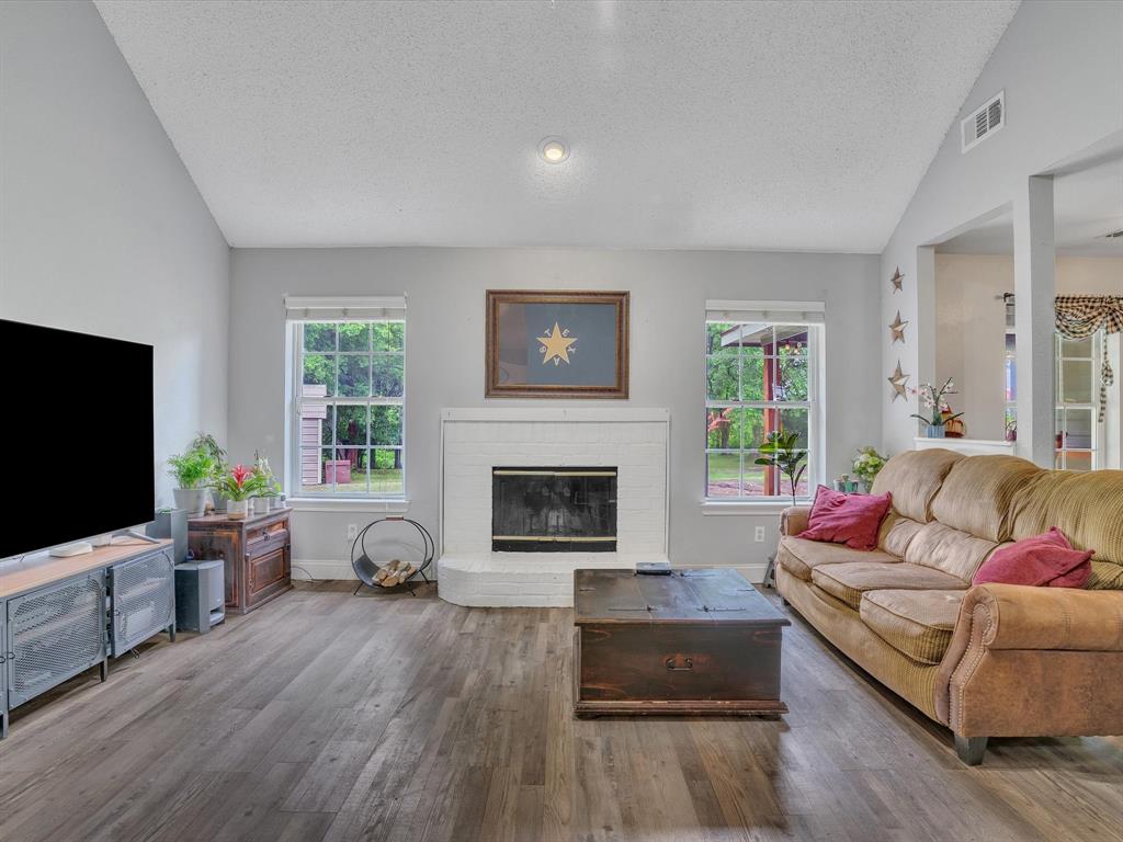 Meadow Ridge Estate - Residential