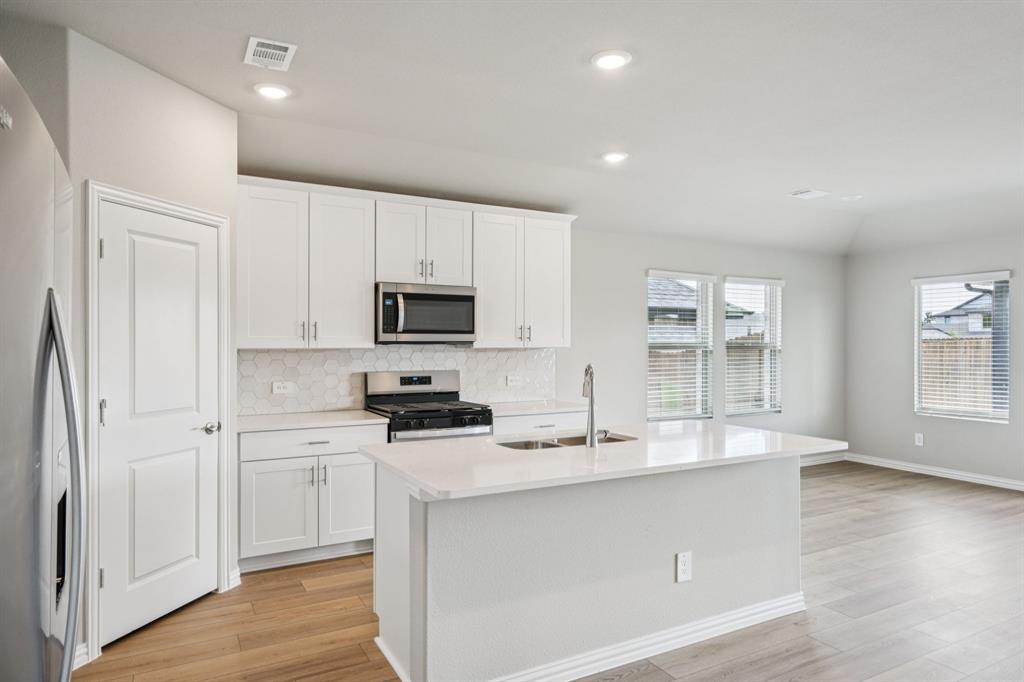 515 Midnight Oak Drive