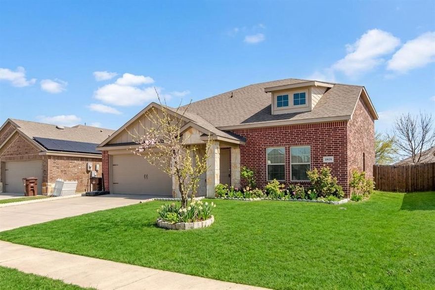 Beautifully maintained 4-bedroom, 2.5-bath brick home built in 2019, offering a modern open-concept layout with soaring ceilings and abundant natural light. The spacious living area flows seamlessly into a well-appointed kitchen featuring granite countertops, stainless steel appliances, and plenty of room for both everyday living and entertaining.
Ideally located within walking distance to Collin College and directly across from grocery and convenience stores, this home offers unmatched convenience. Outdoor enthusiasts will love being just 2.3 miles from the Lake Lavon boat ramp—perfect for boating and fishing weekends.
All bedrooms are generously sized, providing comfort and flexibility for families, guests, or a home office. With its newer construction, this home feels fresh, well cared for, and truly move-in ready. Enjoy easy access to Highways 380 and 78, making commuting a breeze. Plus, benefit from NO PID and NO MUD taxes.
A perfect blend of space, style, and location. Owner financing available.