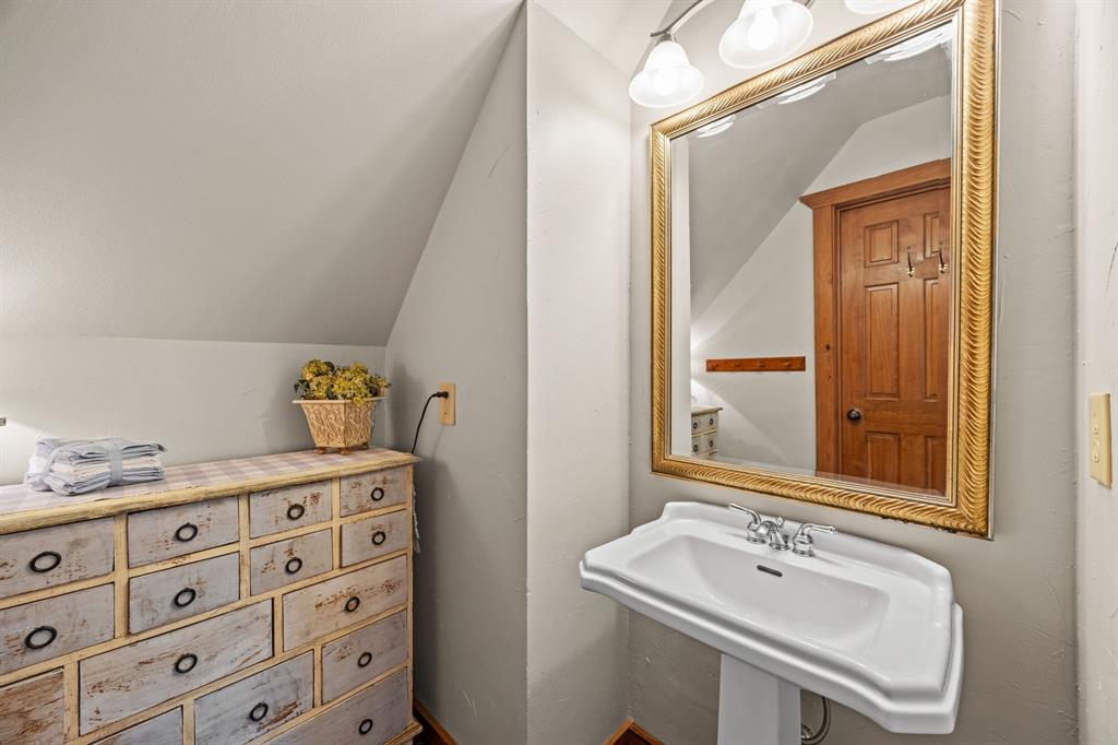 W W Ford - Residential