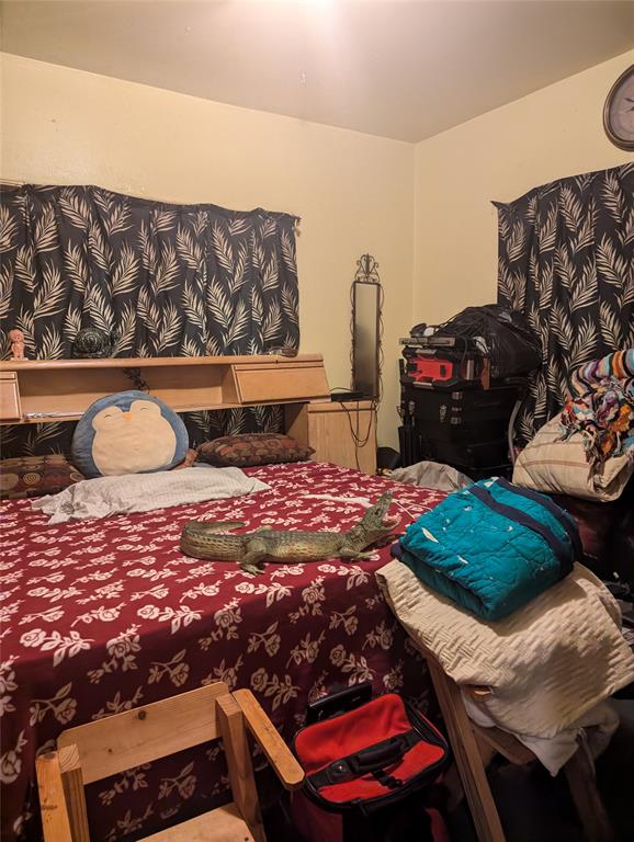 Dallas, Texas 75215, United States, 3 Bedrooms Bedrooms, ,2 BathroomsBathrooms,Residential,Pending,110816