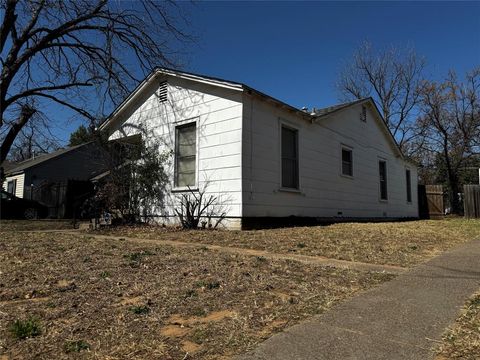 Tiny photo for 3409 Dalford Street, Fort Worth, TX 76111 (MLS # 21197810)