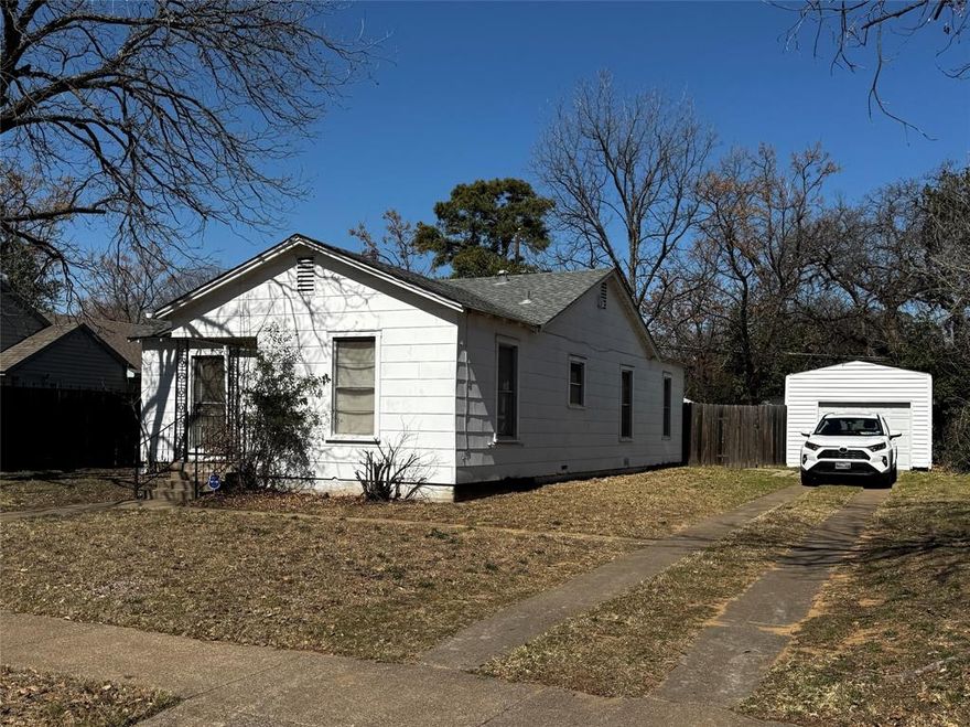 Step into timeless character and opportunity with this well-built 2-bedroom, 1-bath home nestled in a quiet, established neighborhood. Built in 1946, this property offers solid construction and enduring craftsmanship you simply don’t find in newer builds.
Inside, you’ll find two generous living areas, providing flexible space for entertaining, relaxing, or creating distinct gathering zones. A bonus den offers the perfect setup for a home office, reading room, or hobby space.
Situated on a large lot, there’s plenty of room for outdoor enjoyment, gardening, expansion potential, or future customization. Whether you’re looking to preserve its vintage charm or add your own modern updates, this home presents a fantastic opportunity at an attractive price point.
Quiet surroundings, versatile living space, and strong structural integrity make this property a standout.
