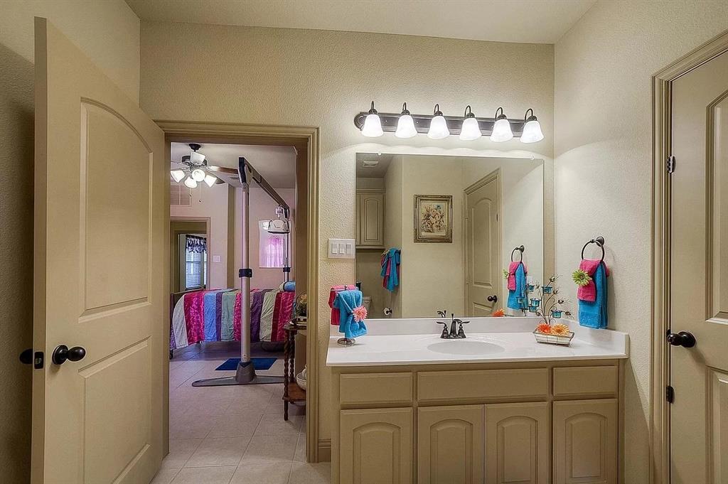 Warden William A-G1355 - Residential