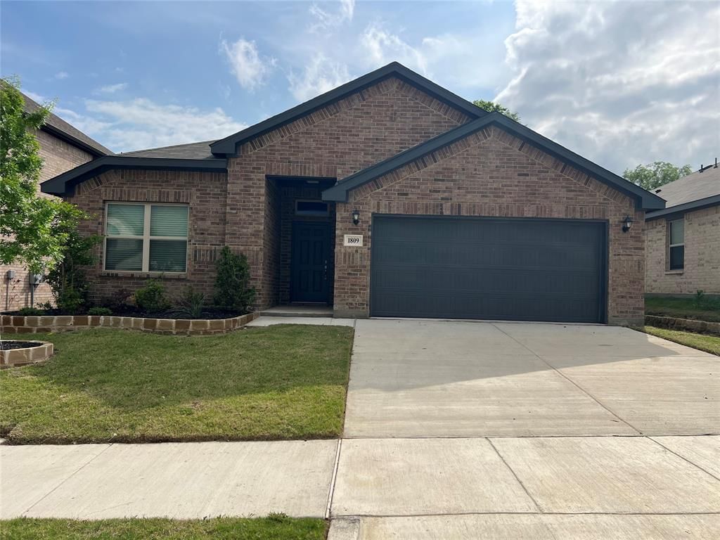 Photo of 1809 OSAGE Trail, Mesquite, TX 75149 (MLS # 21237809)