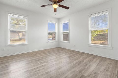 Tiny photo for 3540 Burton Avenue, Fort Worth, TX 76105 (MLS # 21100693)