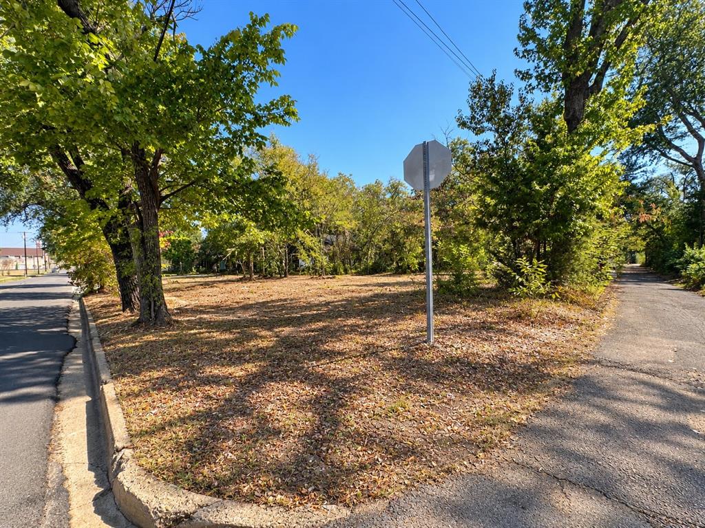 0000 Oak Avenue