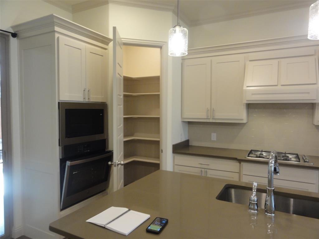 Lakes of River trails east - Residential