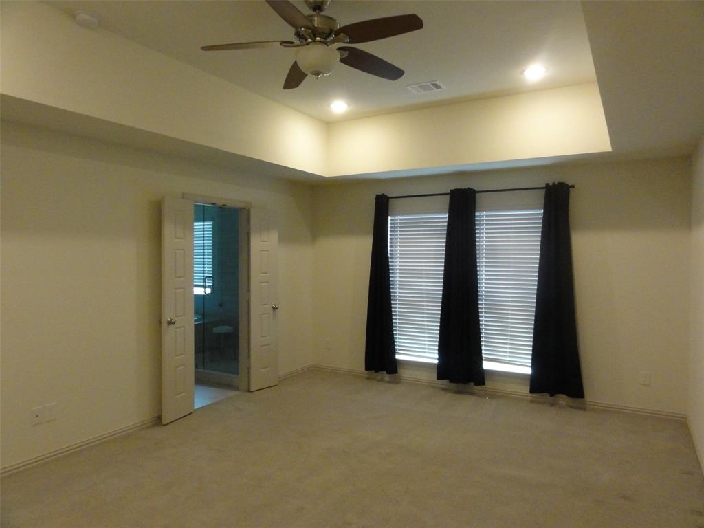 Lakes of River trails east - Residential