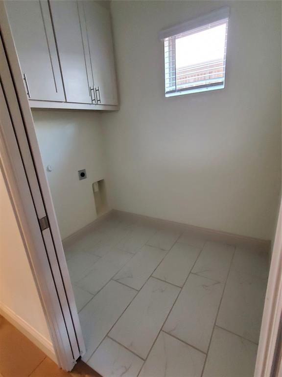 Lakes of River trails east - Residential