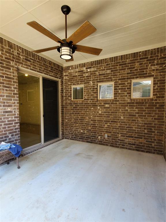 Lakes of River trails east - Residential