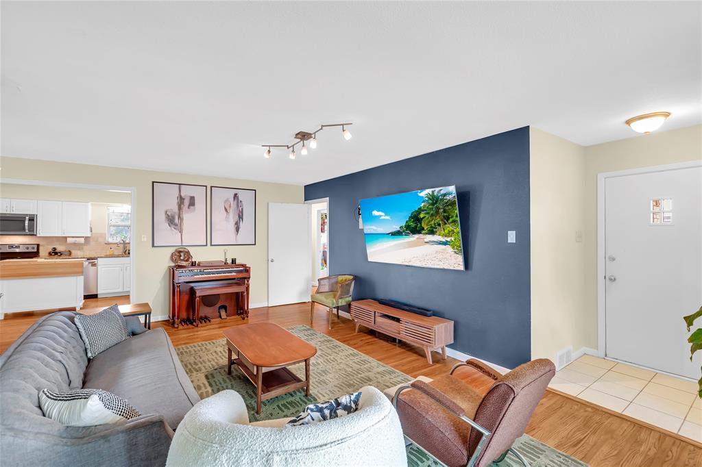 Claremont 01 Inst - Residential