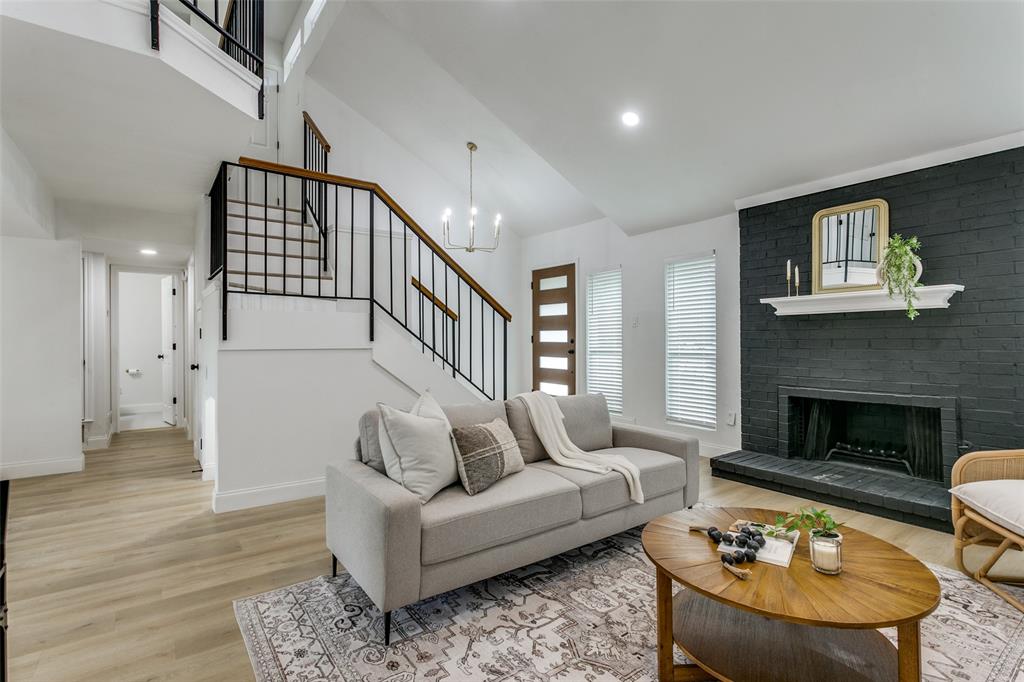 1105 Wood Heights Drive