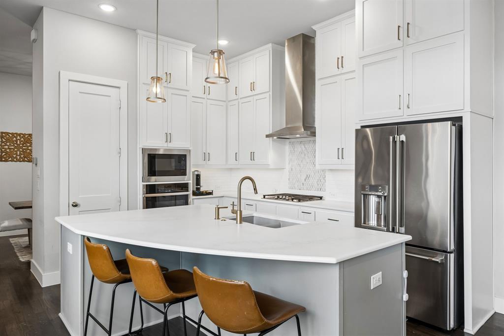 5105 Artemesia Lane