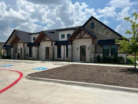 The Villages at Waxahachie - Commercial Lease