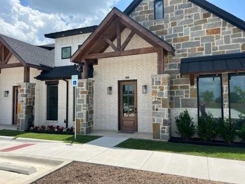 The Villages at Waxahachie - Commercial Lease