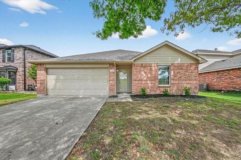 Photo of 1312 Riviera Drive, Princeton, TX 75407 (MLS # 21231348)
