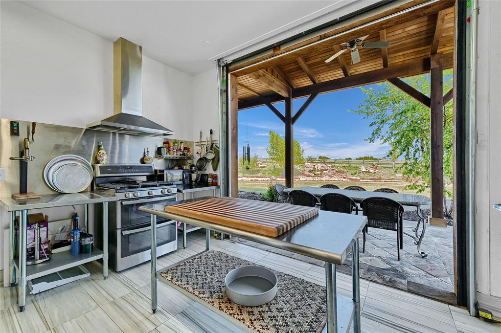 Hills Of Lone Star The - Farm