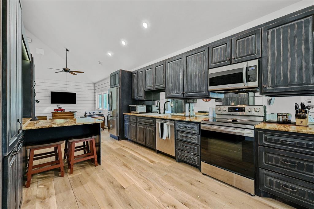 Hills Of Lone Star The - Farm