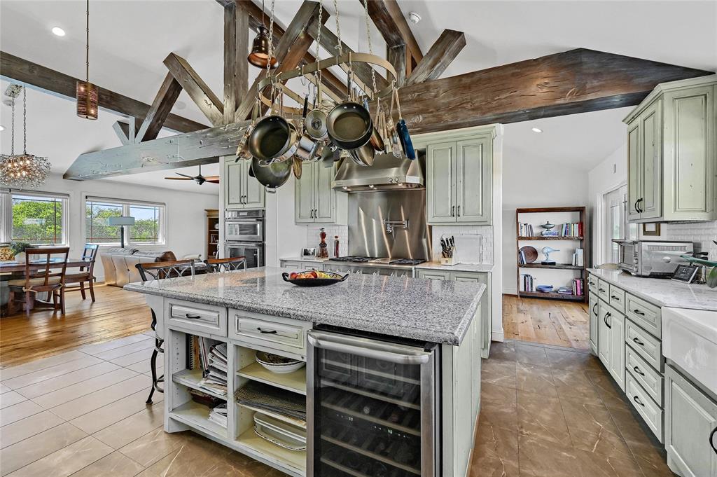 Hills Of Lone Star The - Farm