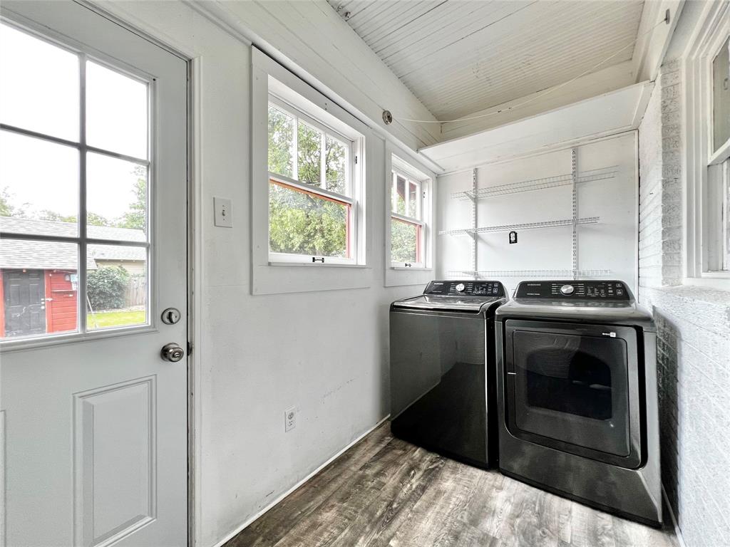 3534 Meadowbrook Drive