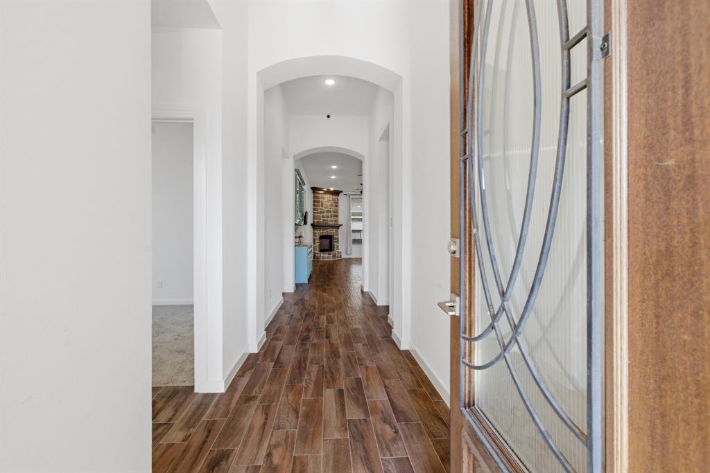 1637 Breezy Bay Court