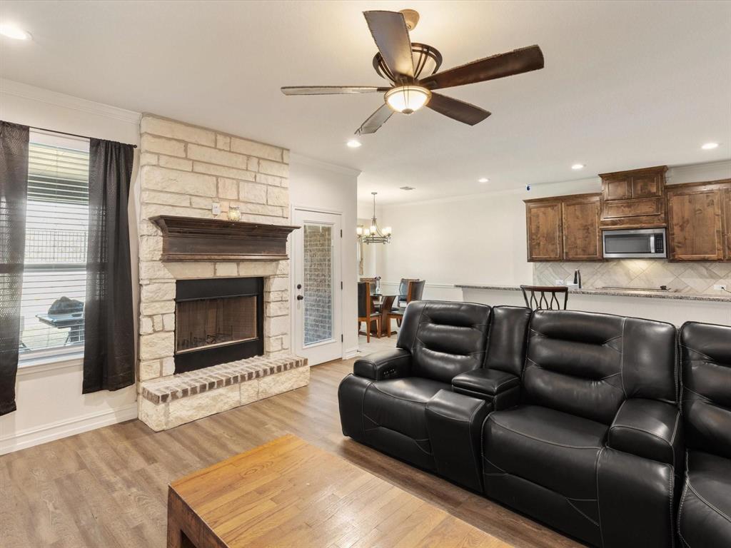 2501 Bunker Hill Drive
