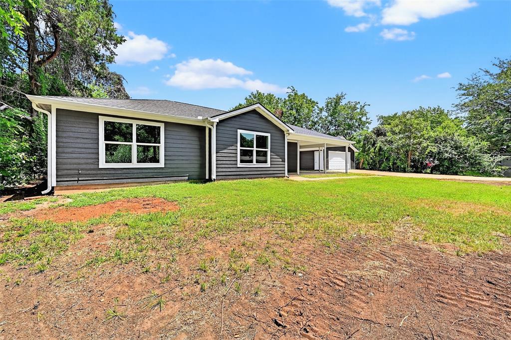 401 Graves Circle