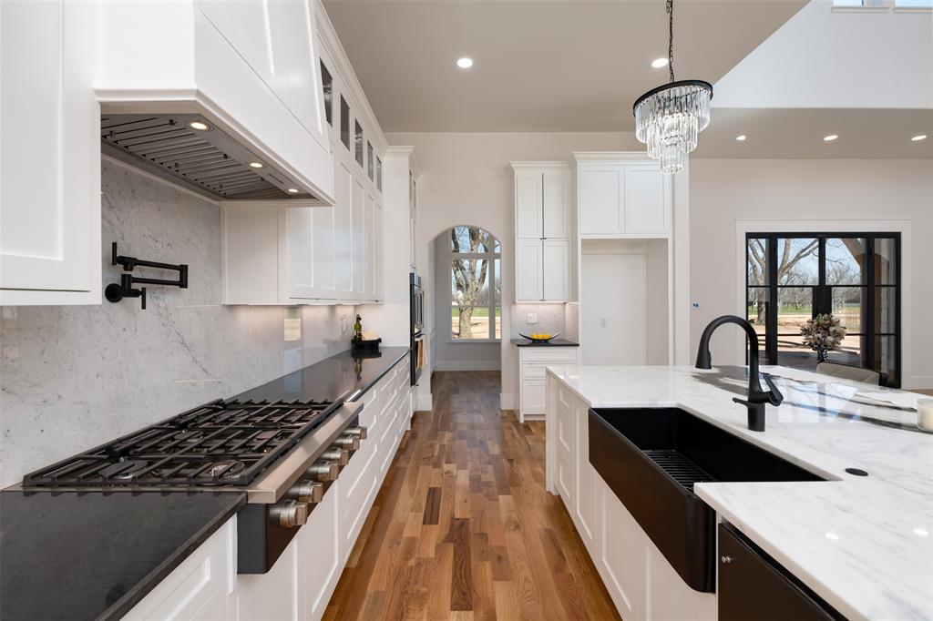 THE LANDINGS EAST - Residential