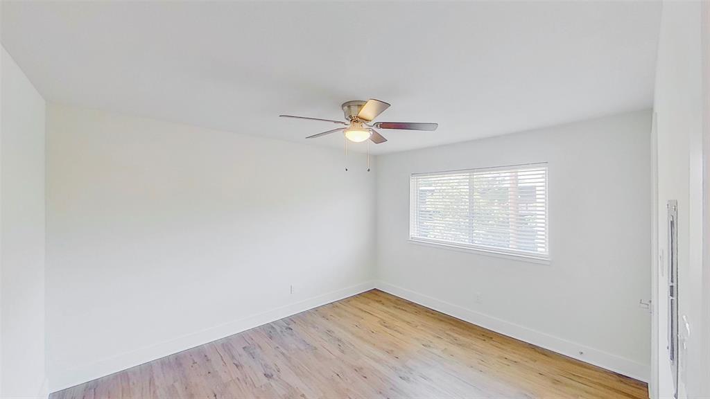 Munger Place Add Sec 02 - Residential Lease