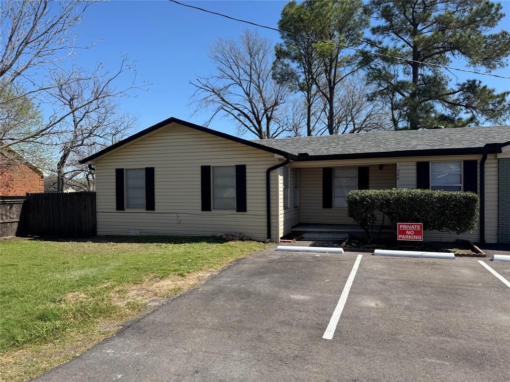 Photo of 304 BURGETT Street, Forney, TX 75126 (MLS # 21213606)